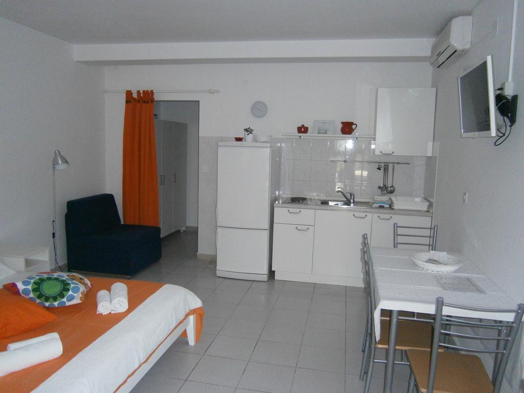 Apartments Grbin (Adults Only) Lumbarda Rom bilde